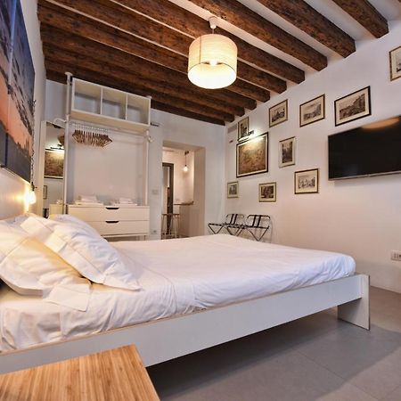 Lively Castello Comfort Room Private Bath & Privacy Veneţia Exterior foto